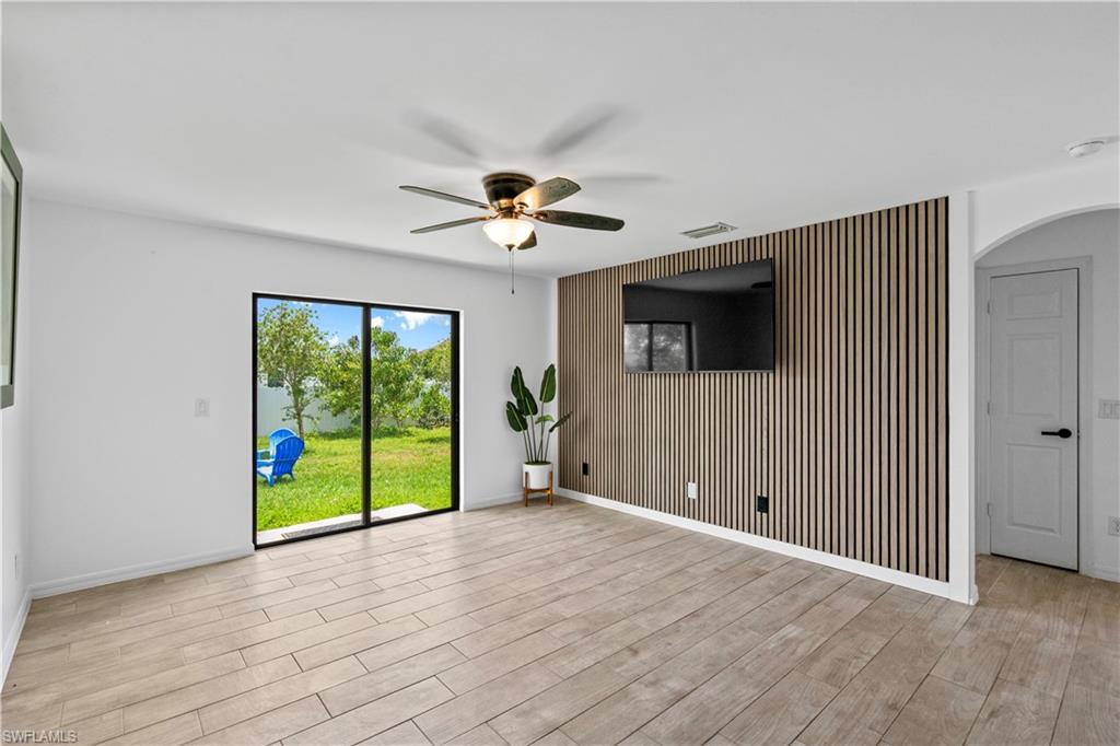 336 NE 30th TER