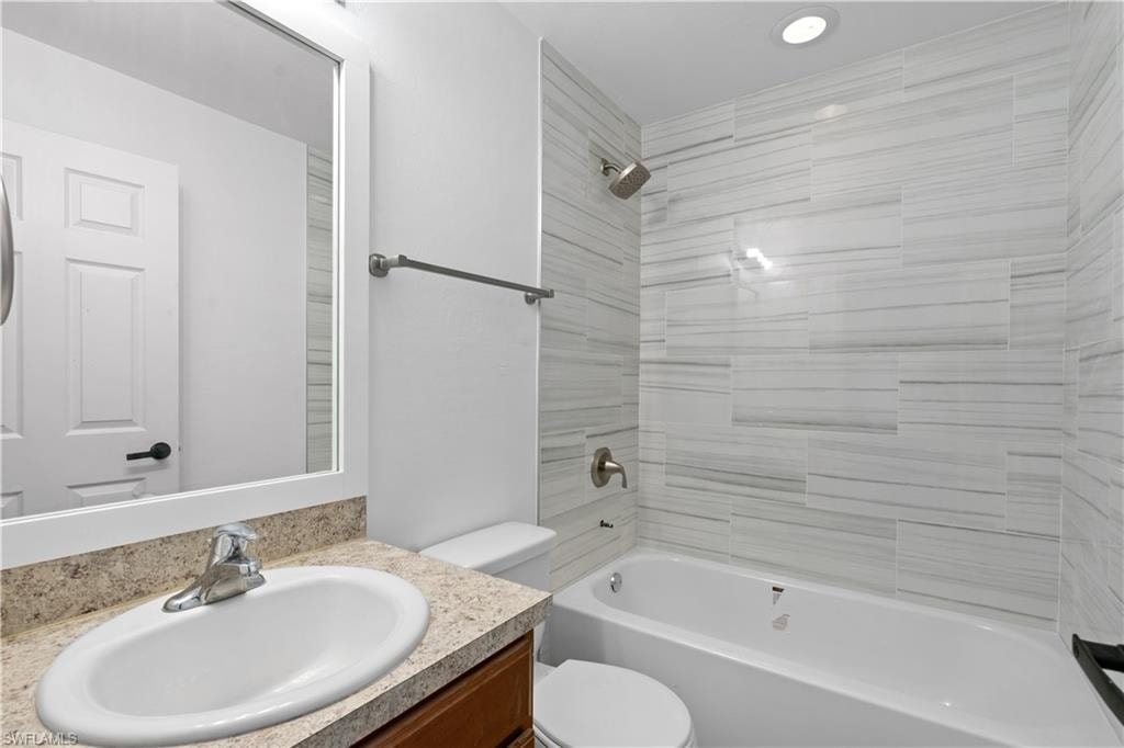 336 NE 30th TER photo 10