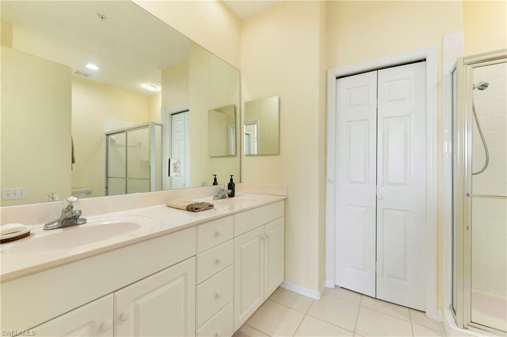 8247 Parkstone PL 206 photo 15