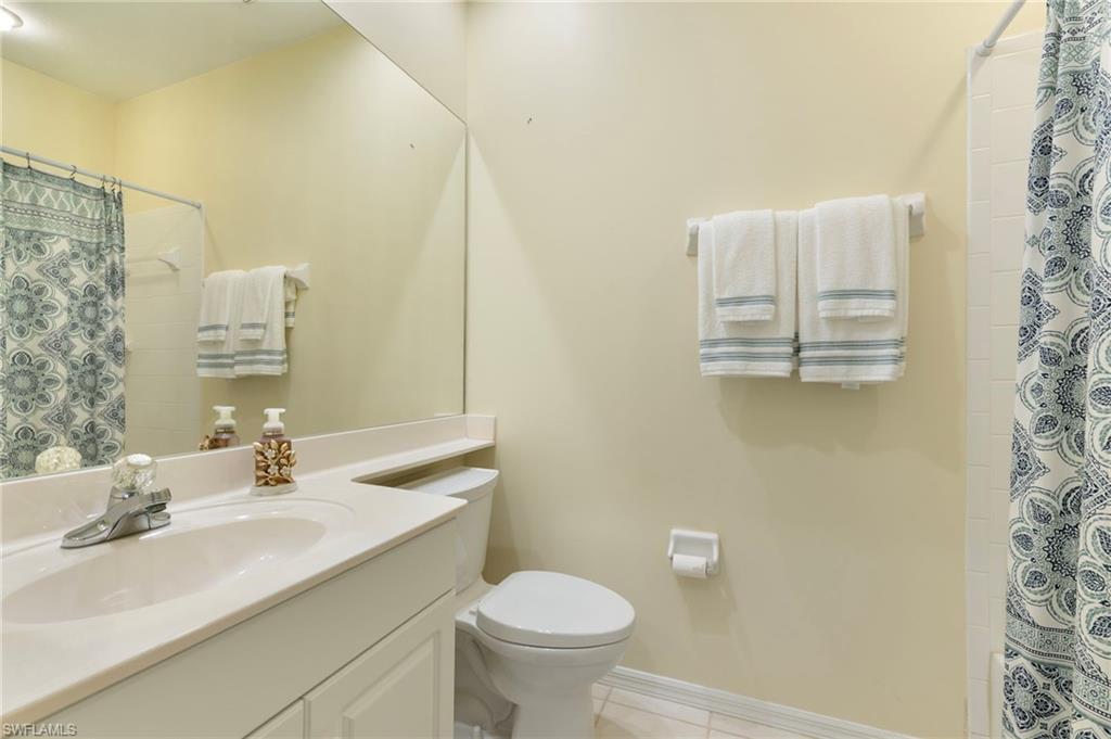 8247 Parkstone PL 206 photo 19