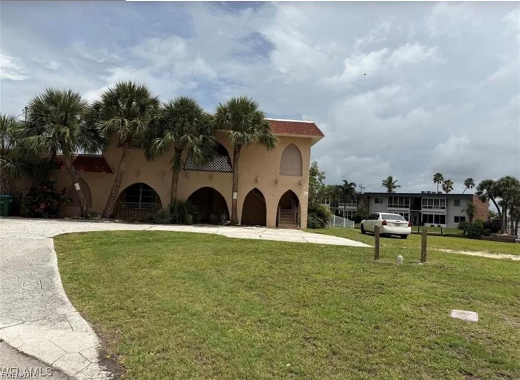 5101 Manor CT 3