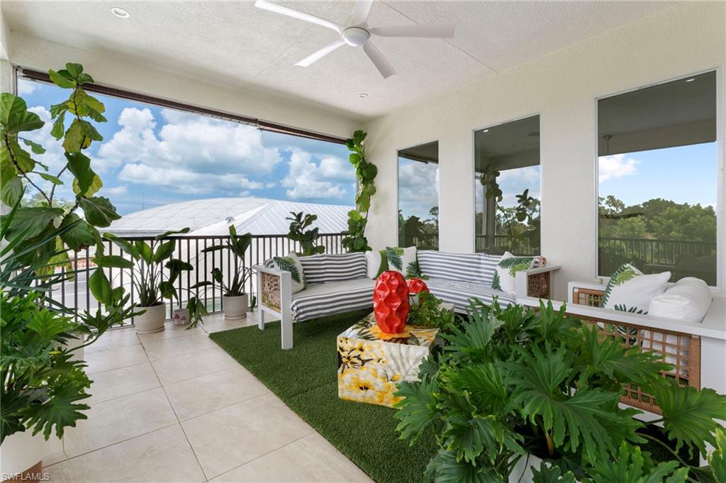 Screened in with view of Golf Course!