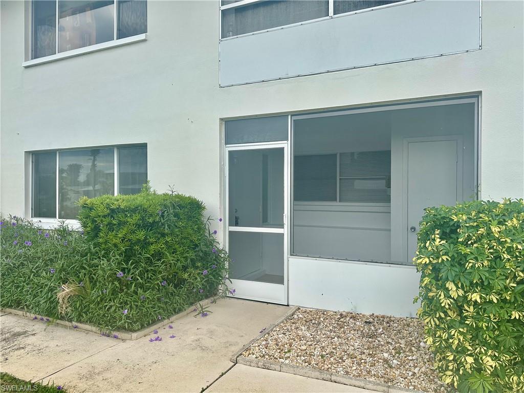 4802 Tudor DR 102 photo 22