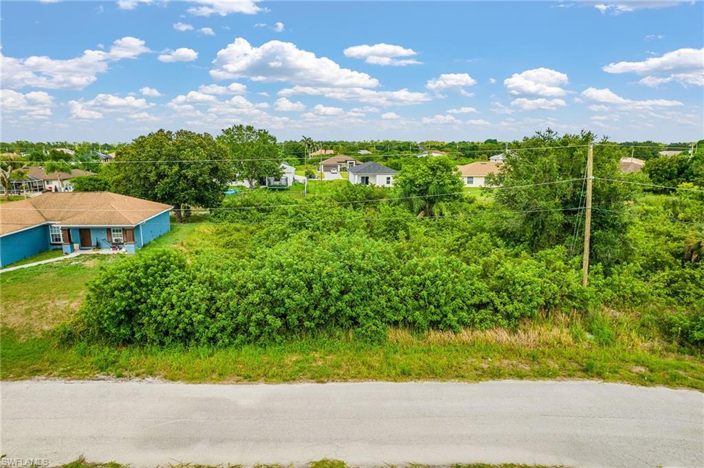 559 Theodore Vail ST E photo 10
