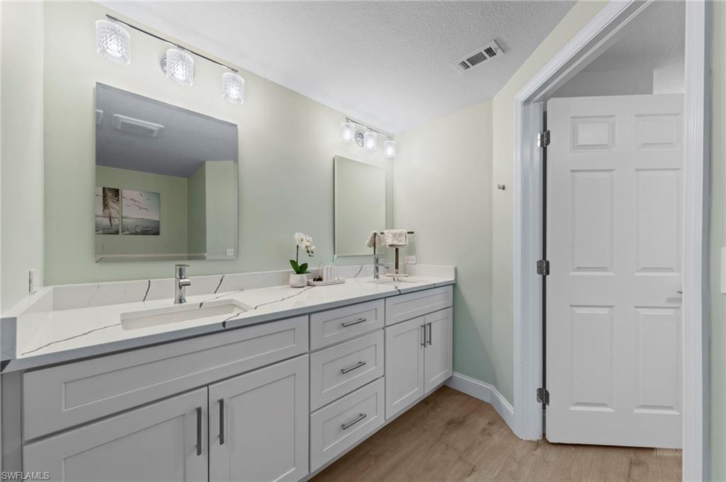 20261 Estero Gardens CIR 207 photo 11