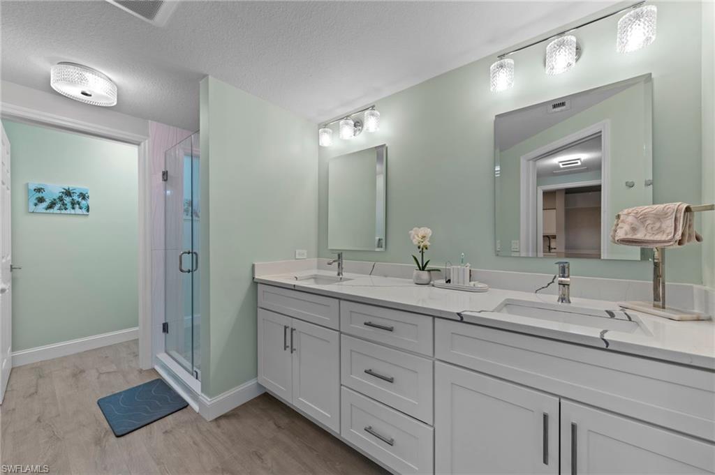 20261 Estero Gardens CIR 207 photo 19