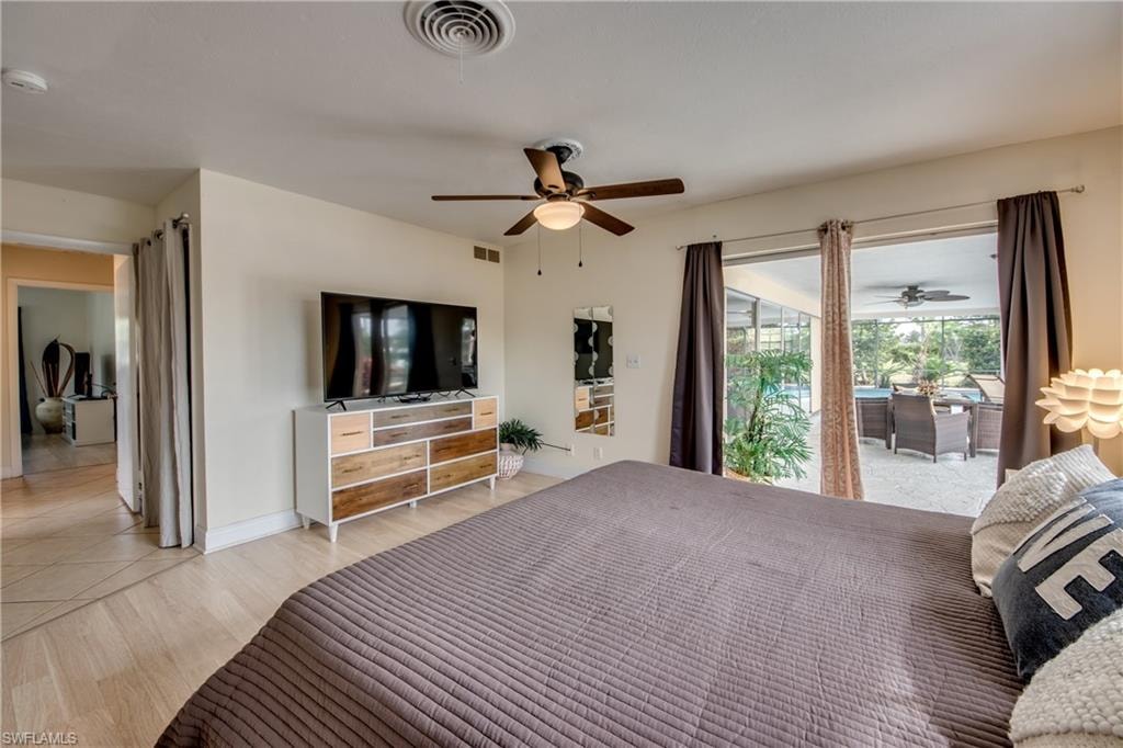5359 Majestic CT photo 18