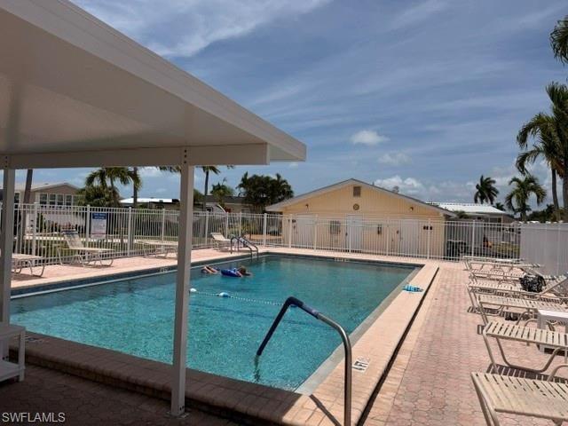 Out door Pool, bathrooms, showers.