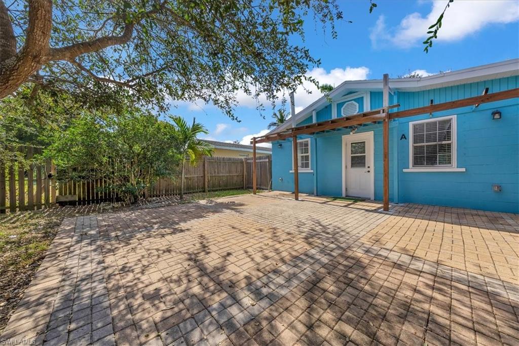 2750 Manorca AVE A photo 21