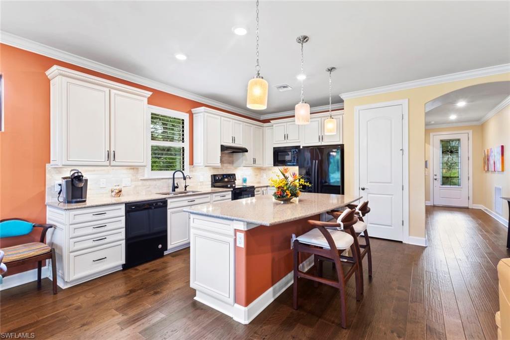 5916 Prosperity LN