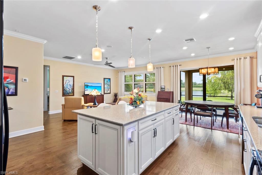 5916 Prosperity LN