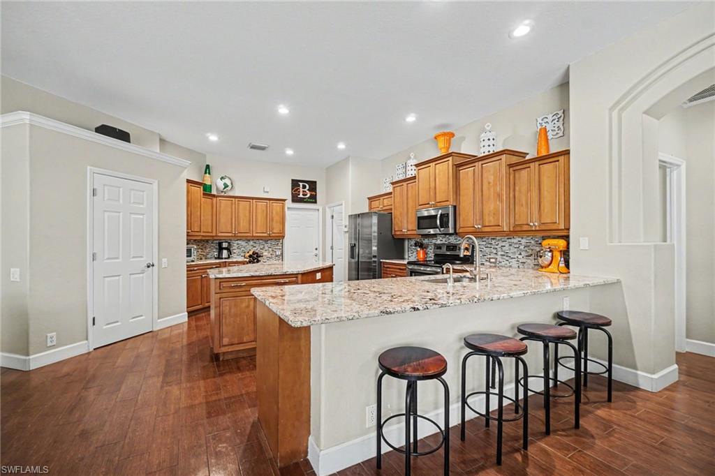 15220 Blackhawk DR photo 12