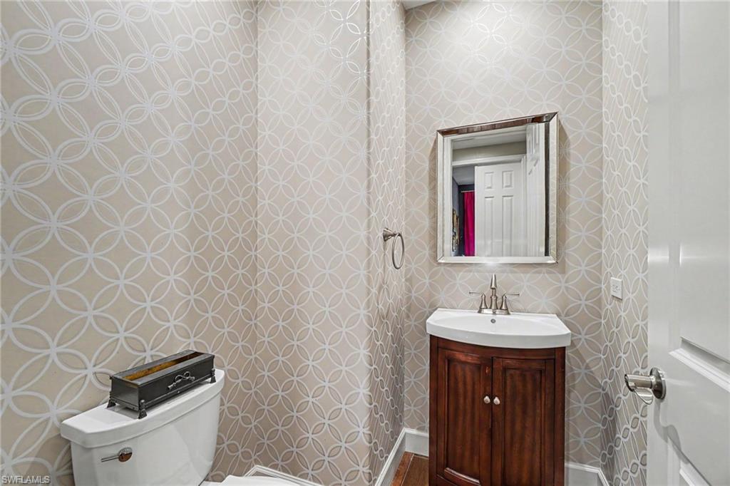 15220 Blackhawk DR photo 30