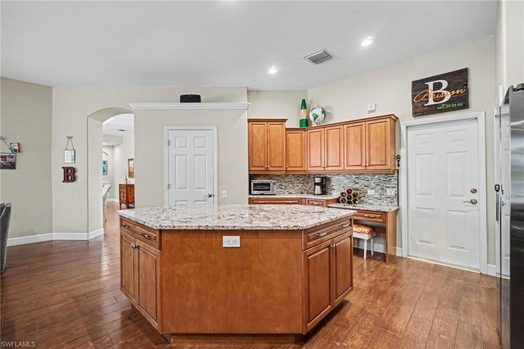 15220 Blackhawk DR photo 10