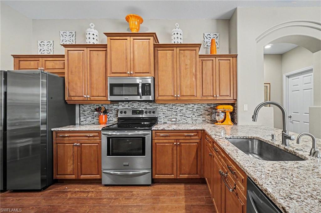 15220 Blackhawk DR photo 11