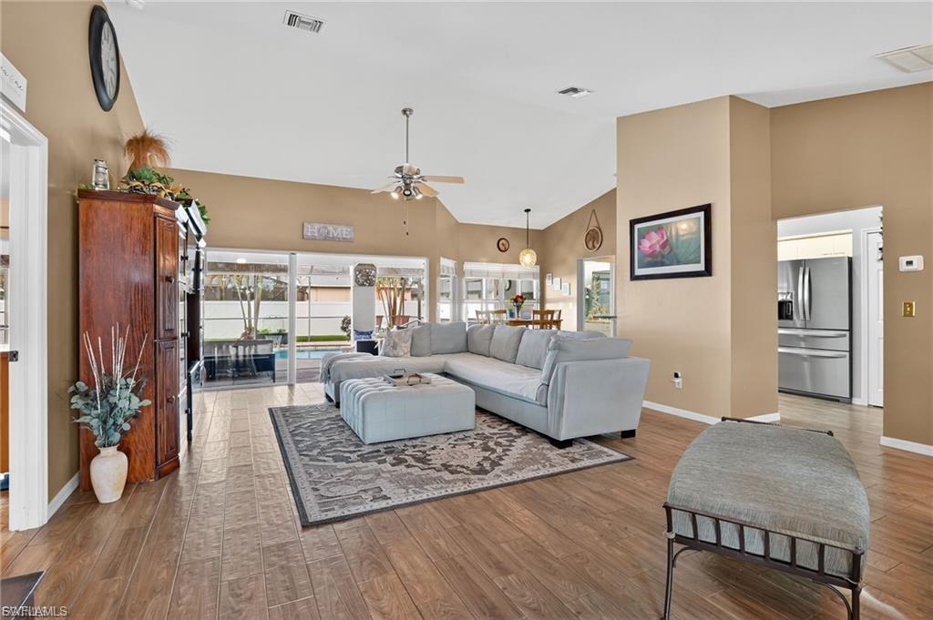 412 SE 13th AVE