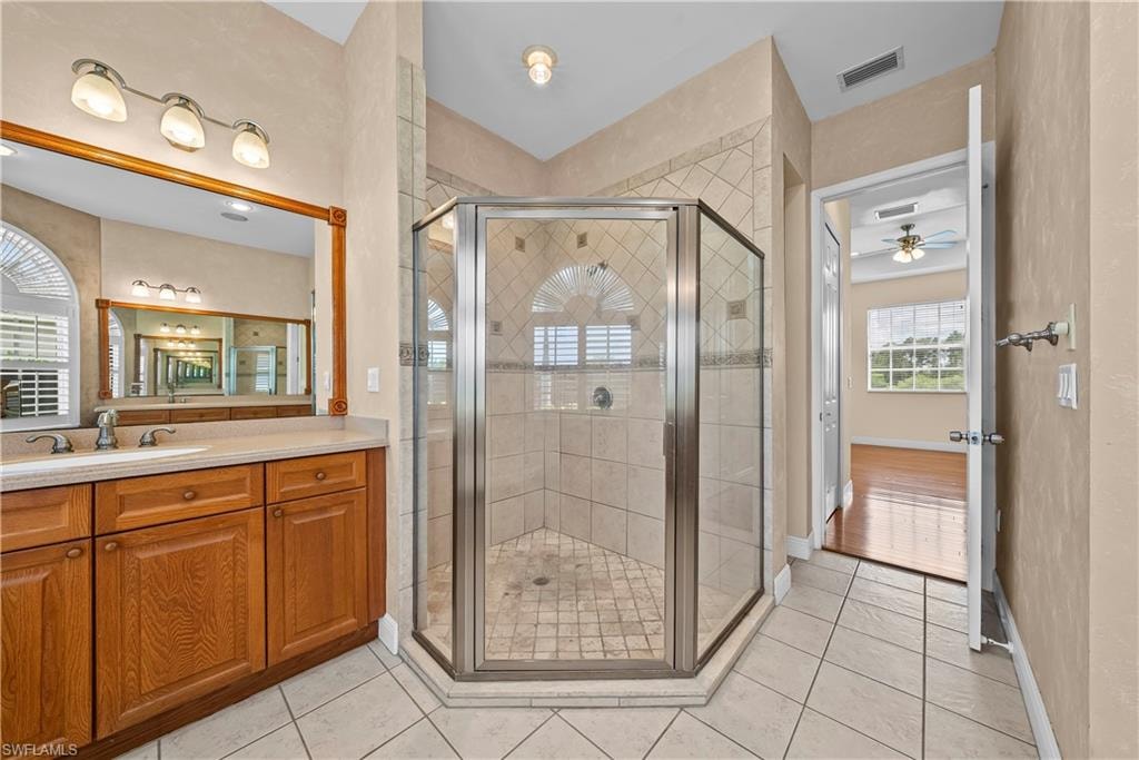 680 Mirror Lakes CT photo 22