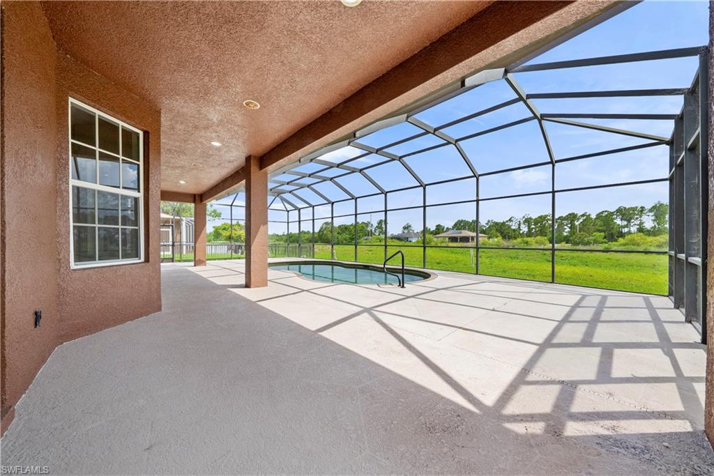 680 Mirror Lakes CT photo 27