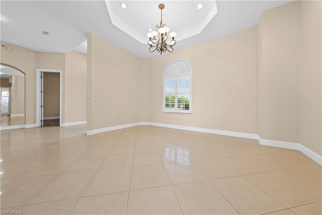 680 Mirror Lakes CT