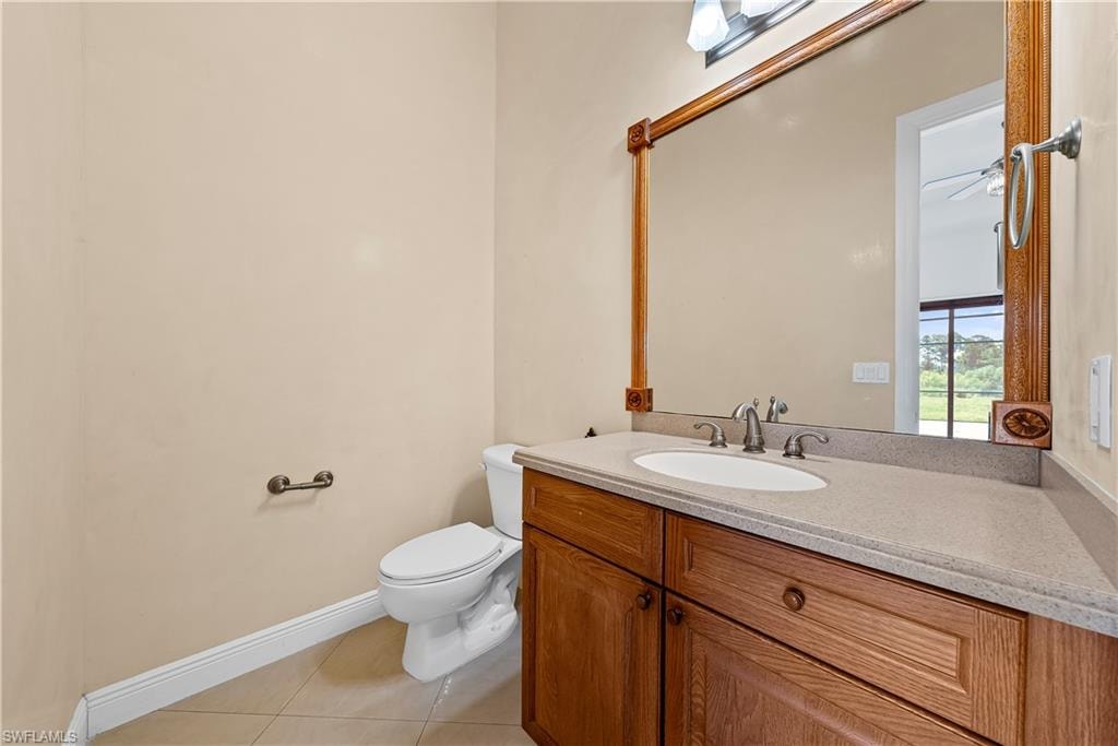 680 Mirror Lakes CT photo 17