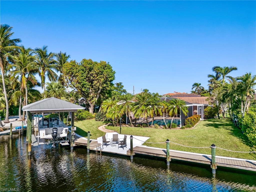 392 Snow DR