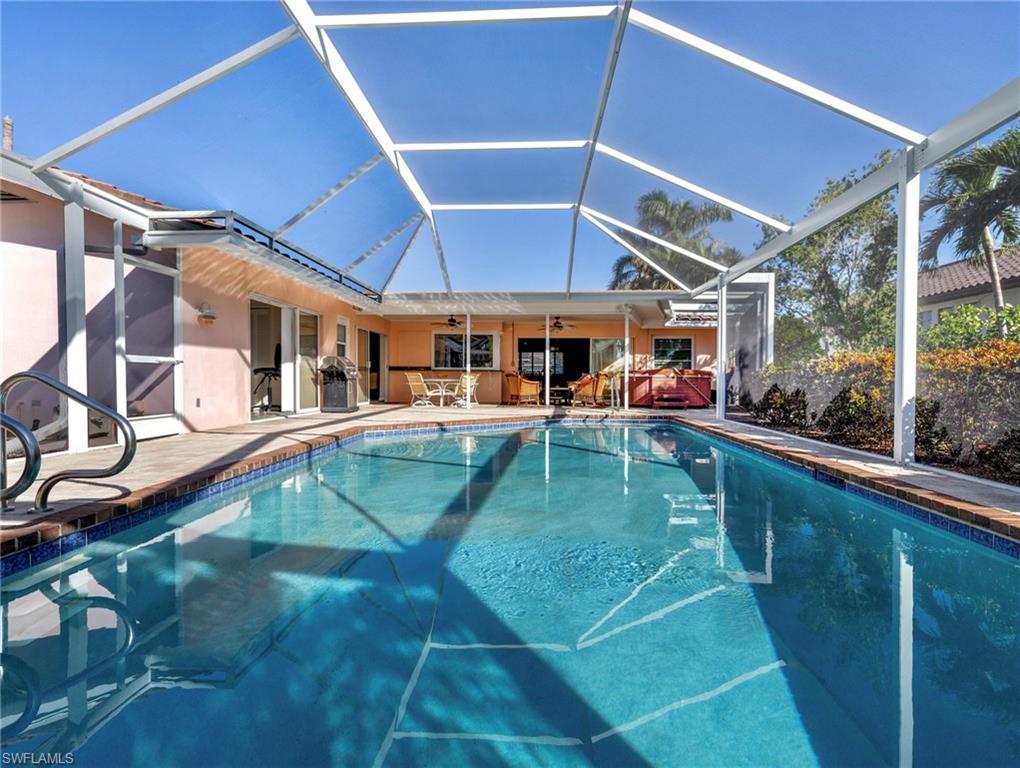 392 Snow DR photo 18