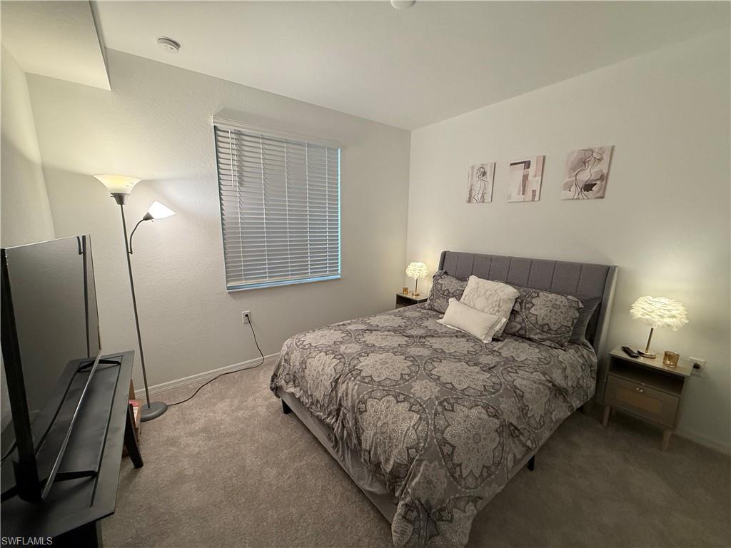 15285 Green Acres AVE 425 photo 13