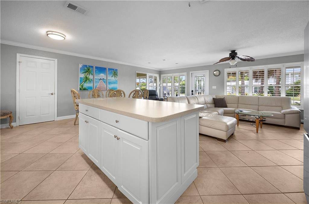 1012 Wyomi DR photo 7