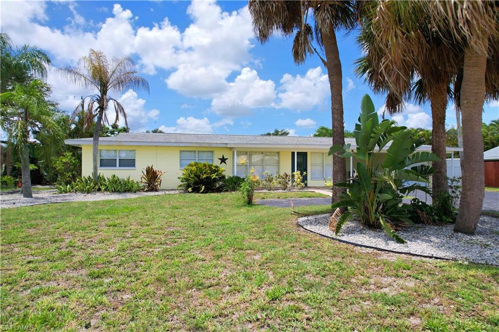 1012 Wyomi DR