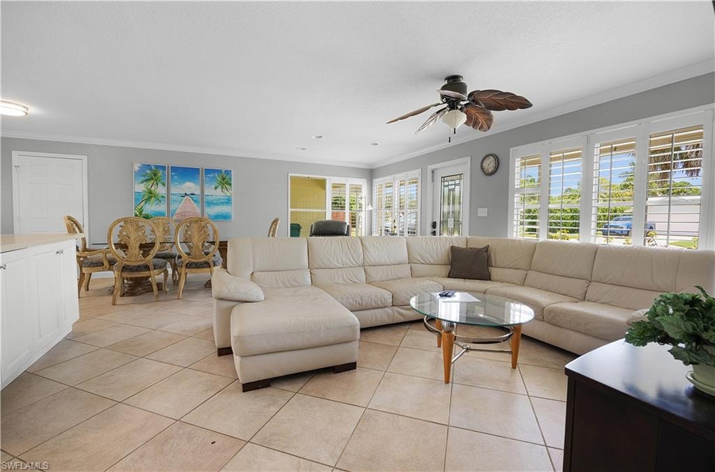 1012 Wyomi DR photo 11