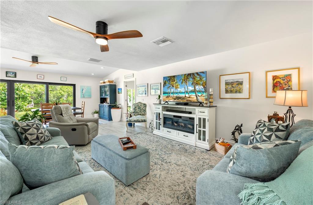 2271 Harbor RD photo 14