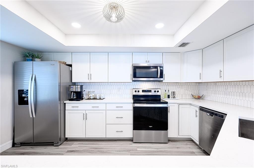 love to cook in this fully equipped kitchen