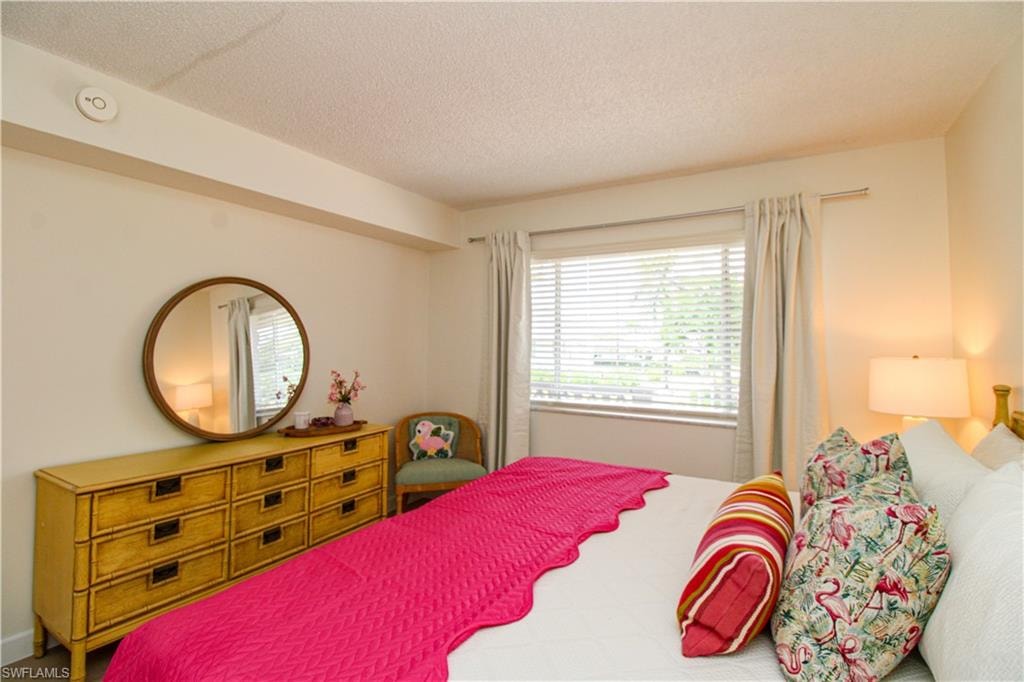 1686 Blue Point AVE B7 photo 27