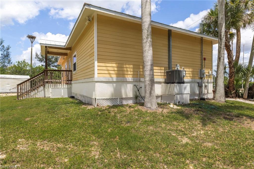 3640 Pine Island RD photo 17