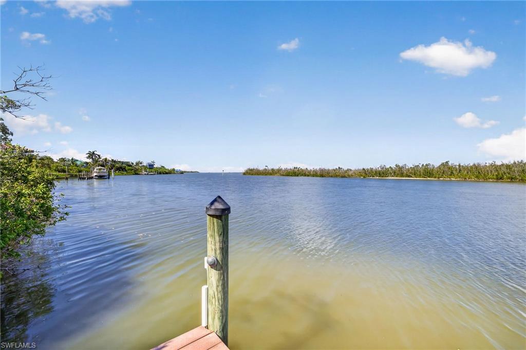 17201 Captiva DR photo 37