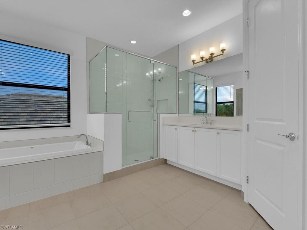 Master Suite Bath