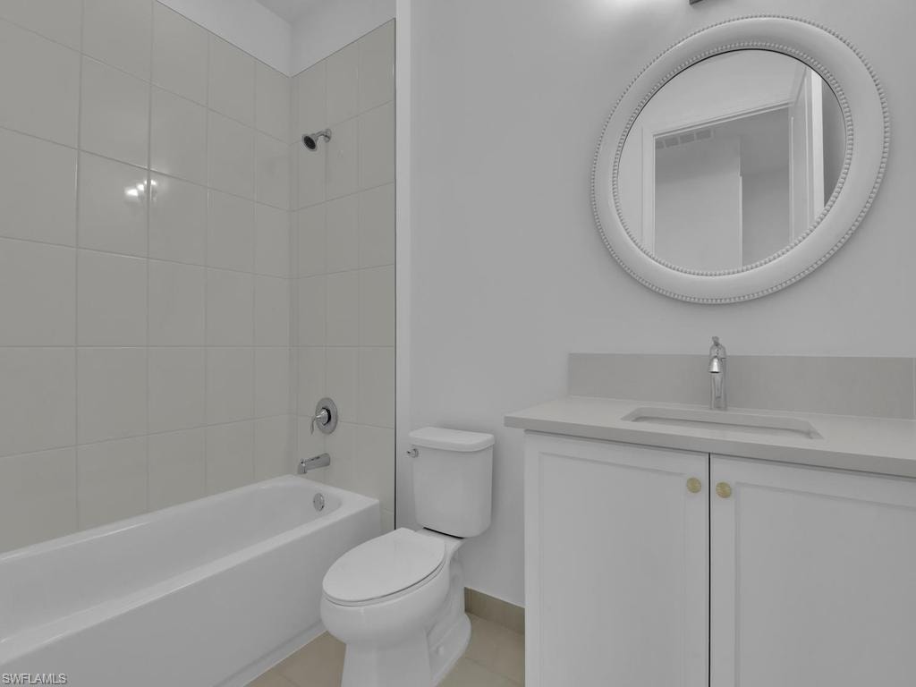 Guest Full Bath