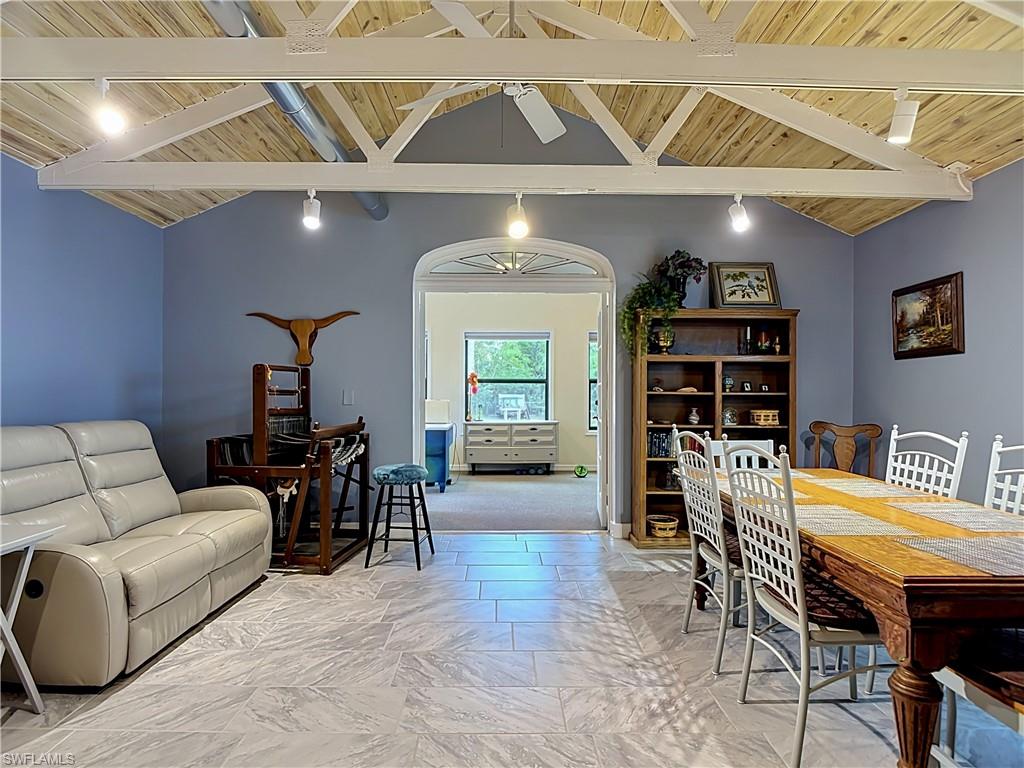 6284 Scott LN photo 13