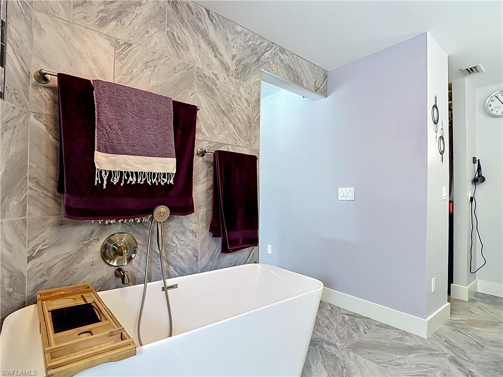 6284 Scott LN photo 28