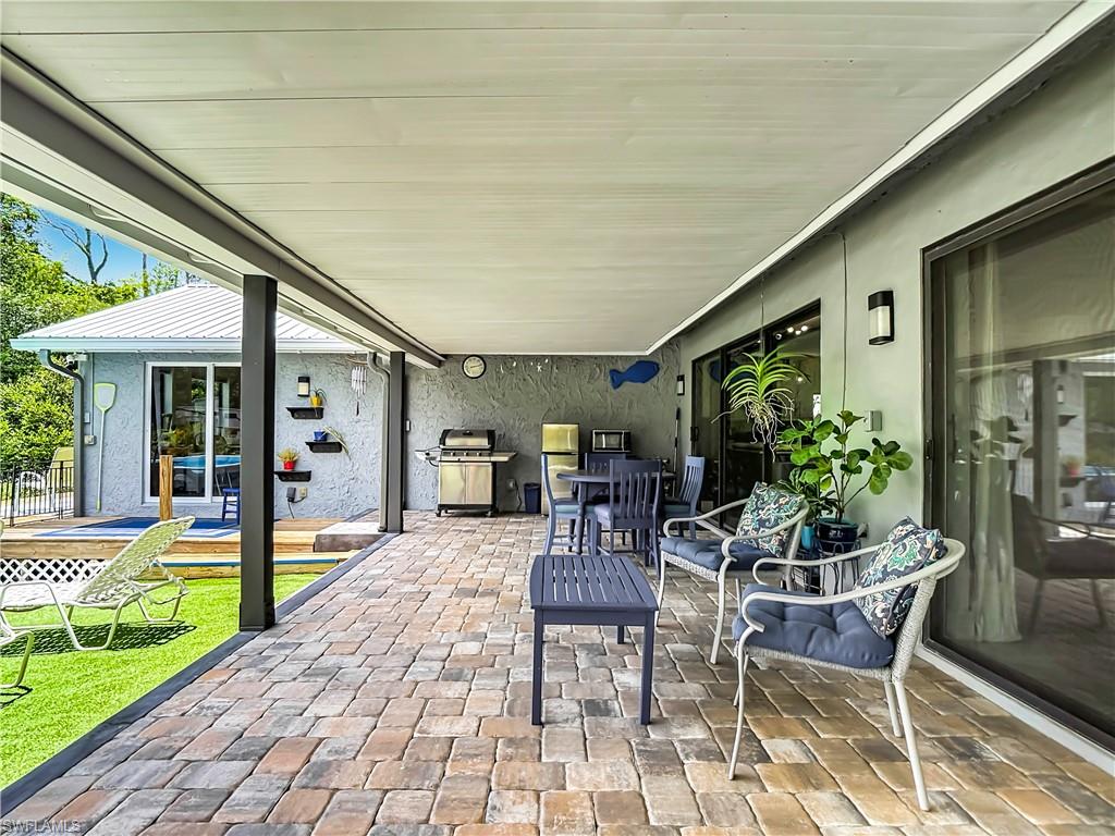 6284 Scott LN photo 33