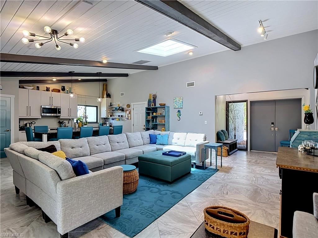 6284 Scott LN photo 8