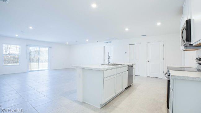 Model home - actual features may vary.