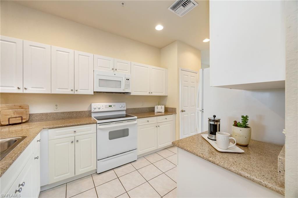 7920 Mahogany Run LN 1024 photo 15