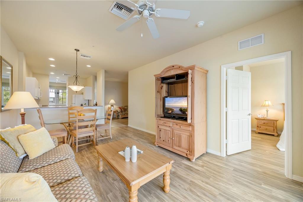 7920 Mahogany Run LN 1024 photo 8