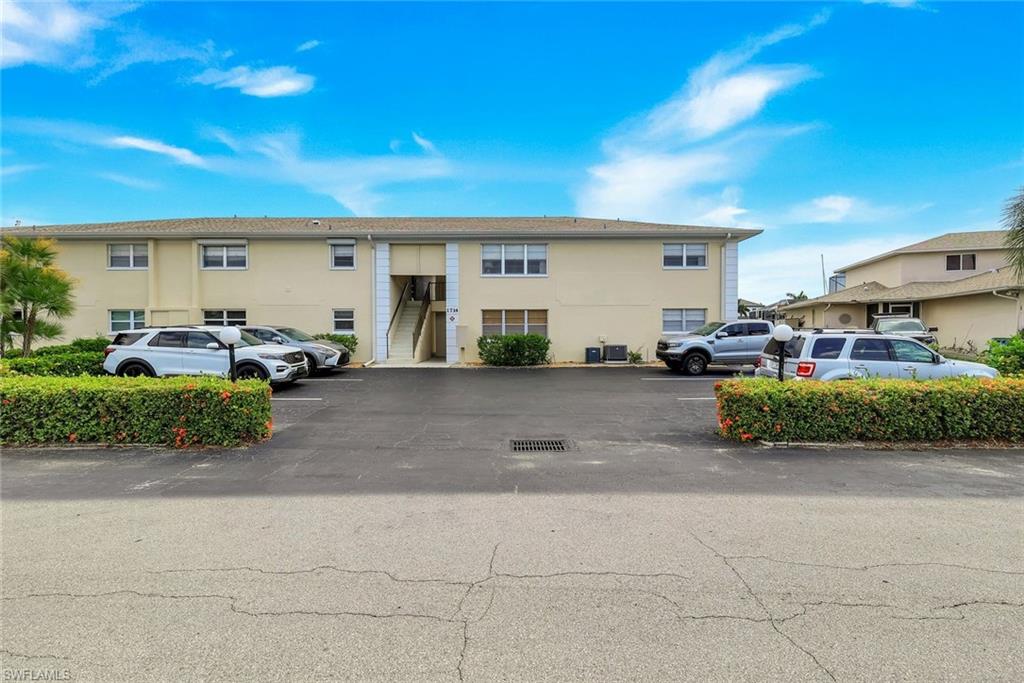 1714 Bikini CT 103 photo 22