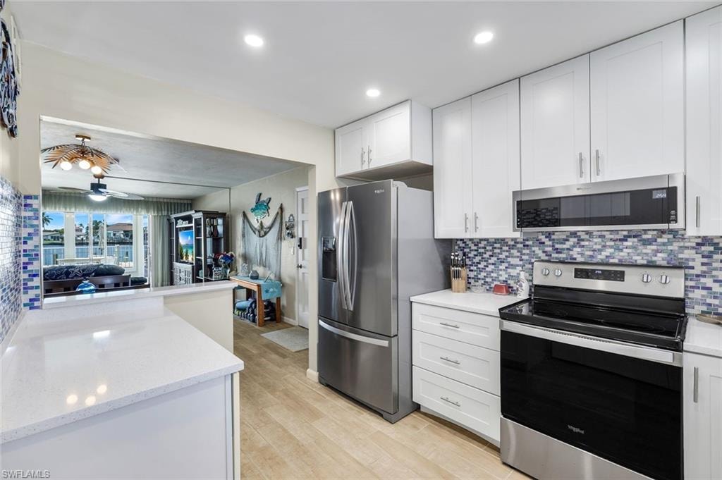 1714 Bikini CT 103 photo 7