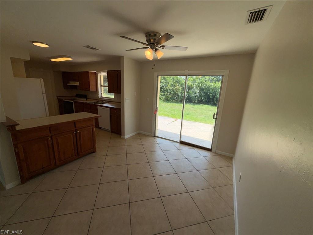 1101 Leeland Heights BLVD E