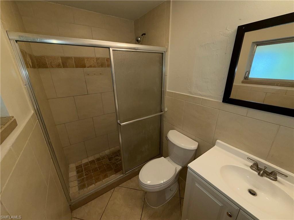 1101 Leeland Heights BLVD E photo 15