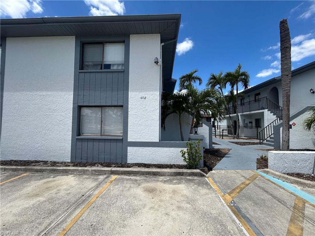 4708 SE 5th PL 204