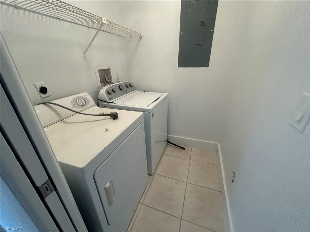 4708 SE 5th PL 204 photo 9